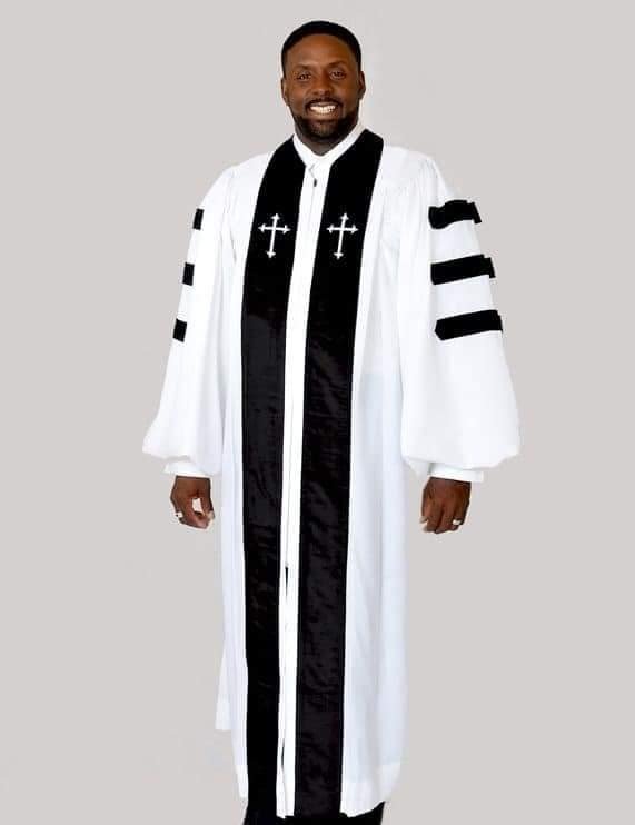 487449528_1081131857367342_1315130016892137812_n TOGE-ROBE PASTORALE