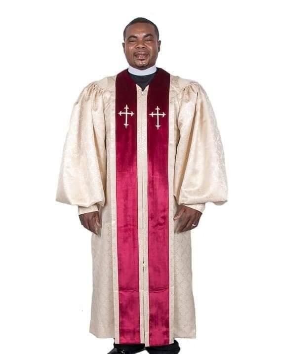 487729057_1081131637367364_6241729824245487408_n TOGE-ROBE PASTORALE