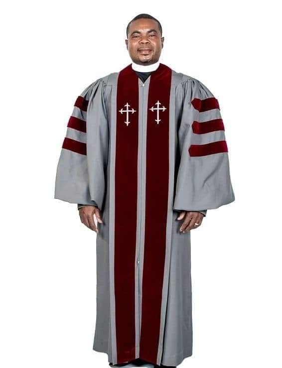 487827524_1081131814034013_1160572524390833608_n TOGE-ROBE PASTORALE